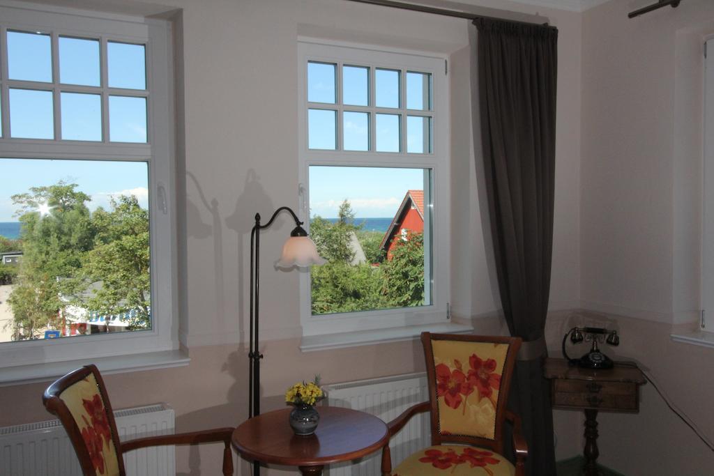 Hotel Zum Strandlaufer Ahrenshoop Habitación foto