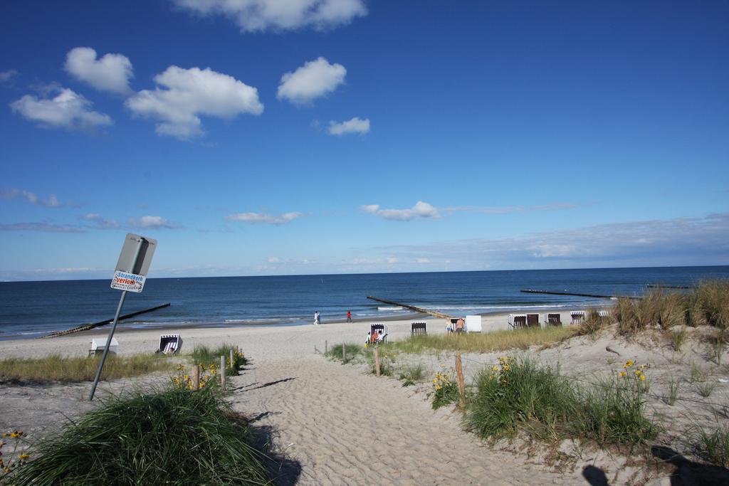 Hotel Zum Strandlaufer Ahrenshoop Habitación foto